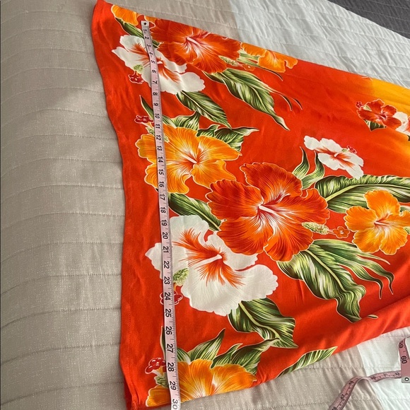 GOGO Orange & Yellow Hawaiian Floral 100% Rayon stretch in top size M used once - Picture 16 of 16